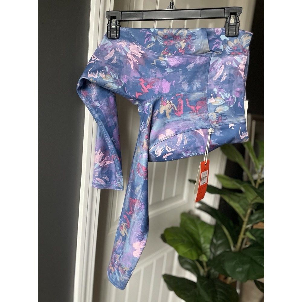 Freely Girls 7/8 Leggings True Navy Painted Pattern Size M High Rise Pockets NWT